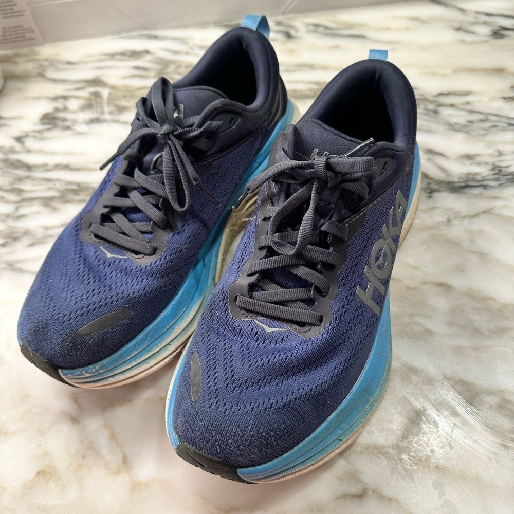 Hoka navy blue size 8D men’s or 9.5 W women’s. Great condition. Minimal wear.